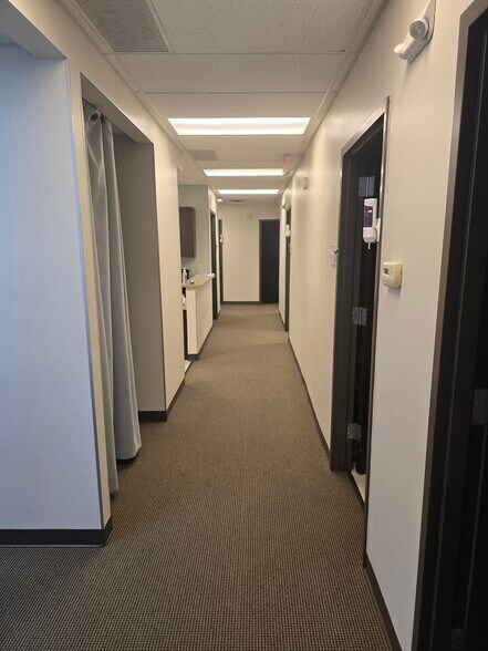 More Photos Of 2098 Teron Trace, Dacula Office For Sale