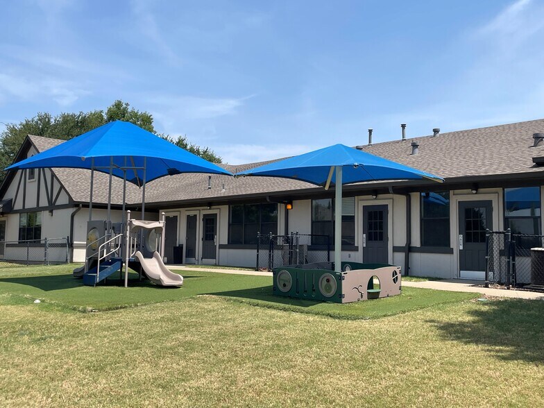 More Photos Of 1750 Rufe Snow Dr, Keller Daycare Center For Sale