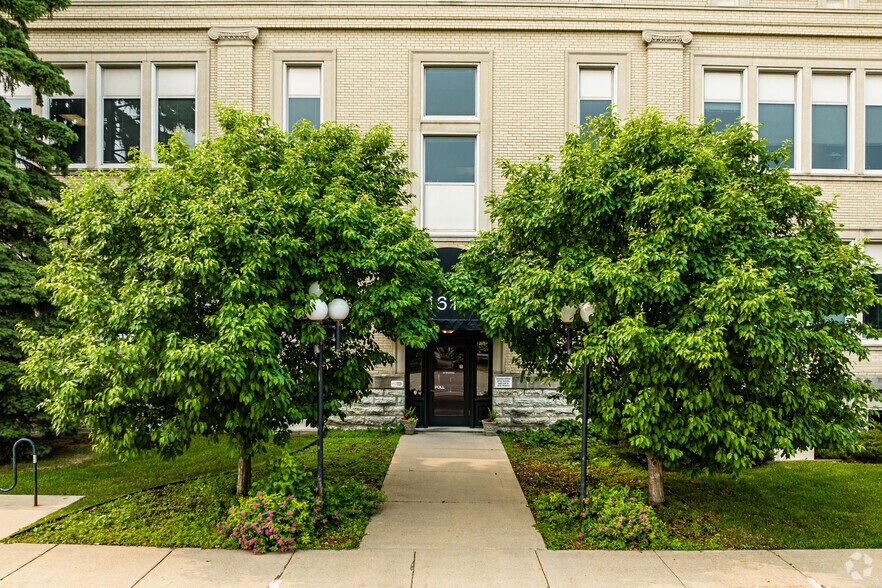 More Photos Of 1619 Dayton Ave, Saint Paul Medical For Lease