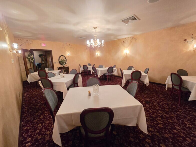 More Photos Of 6510 S Hwy 13, Wisconsin Rapids Restaurant For Sale