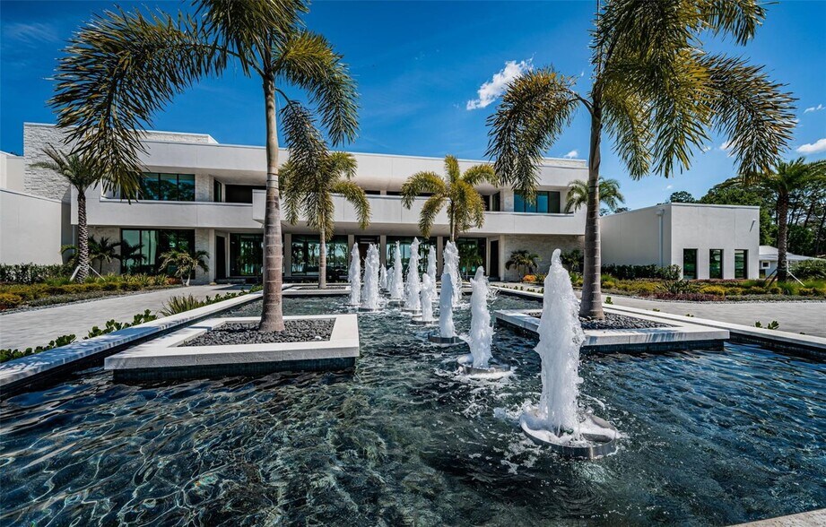 More Photos Of 18725 Jiretz Rd, Odessa Flex For Sale