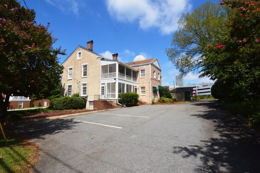 More Photos Of 235 S Church St, Winston-Salem Office For Lease