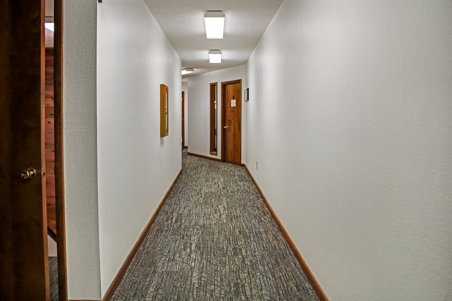 More Photos Of 301 1st St S, Shelby Office For Sale