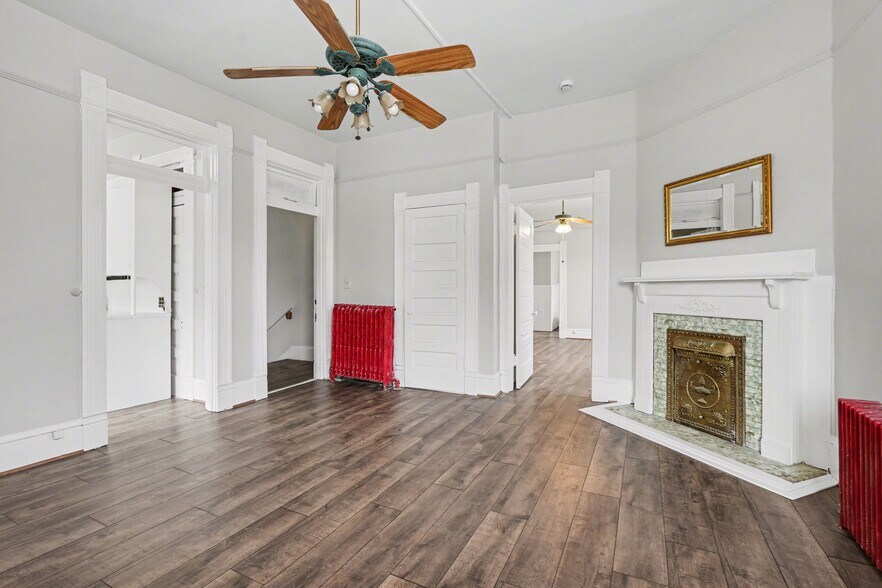 More Photos Of 1122 Caroline St, Fredericksburg Apartments For Sale