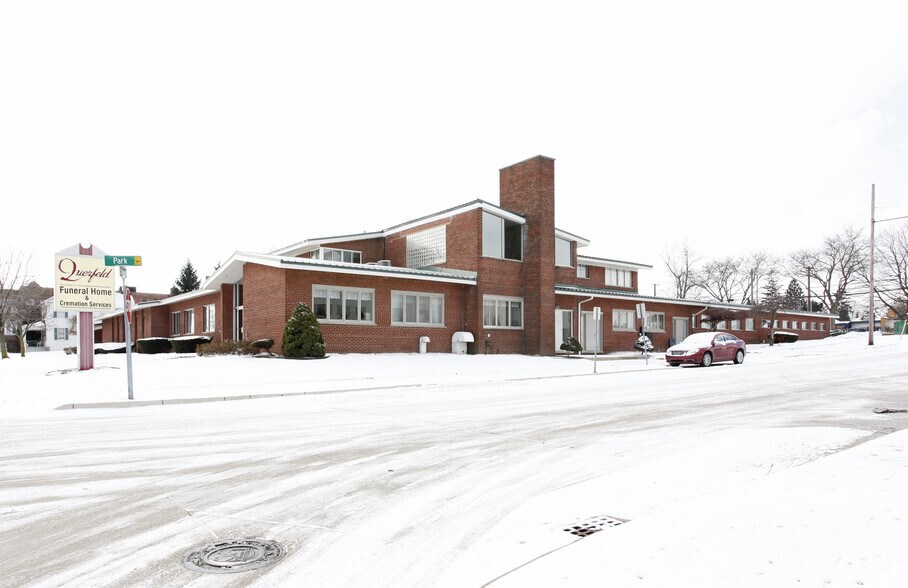 Primary Photo Of 1200 Oakwood Blvd, Dearborn Funeral Home For Sale
