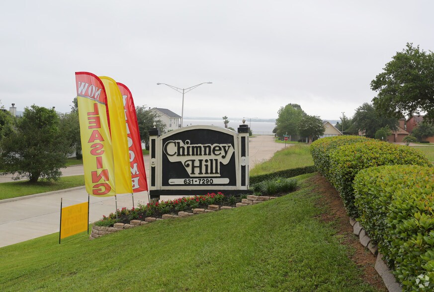 More Photos Of 5660 S Lakeshore Dr, Shreveport Apartments For Sale