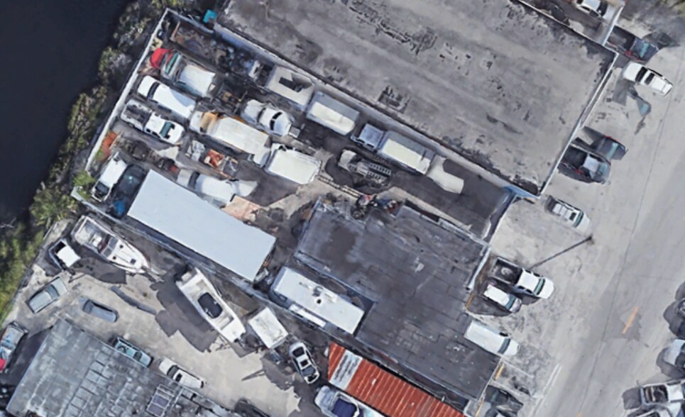 More Photos Of 1031 E 52nd St, Hialeah Warehouse For Lease