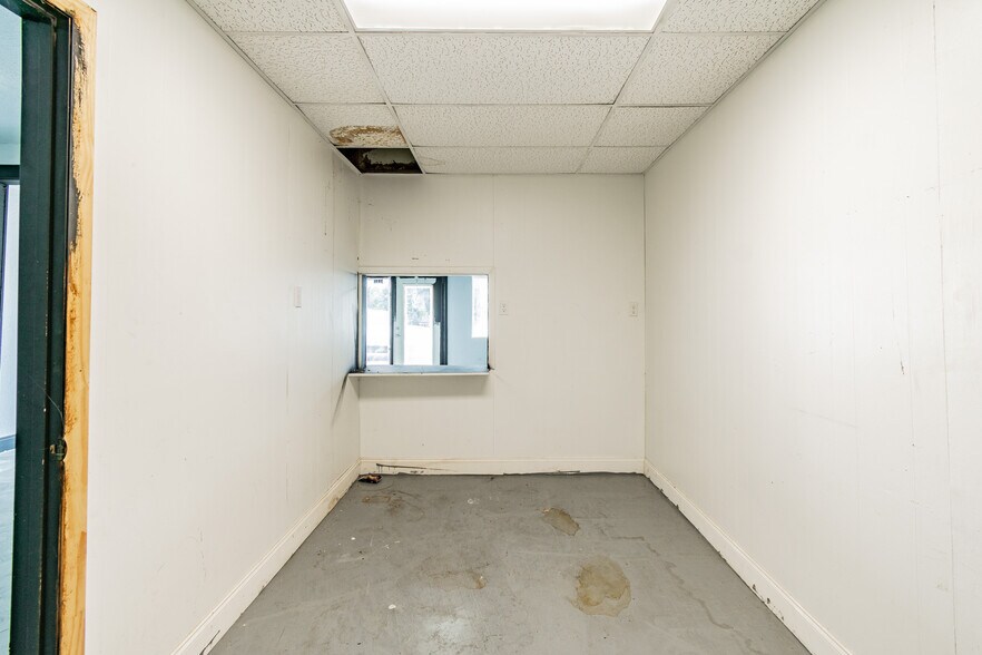 More Photos Of 3410 E 7th Ave, Tampa Loft Creative Space For Lease