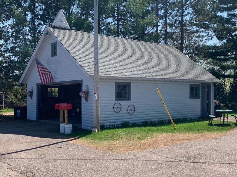 More Photos Of 1711 W Highway 51 S, Mercer Restaurant For Sale