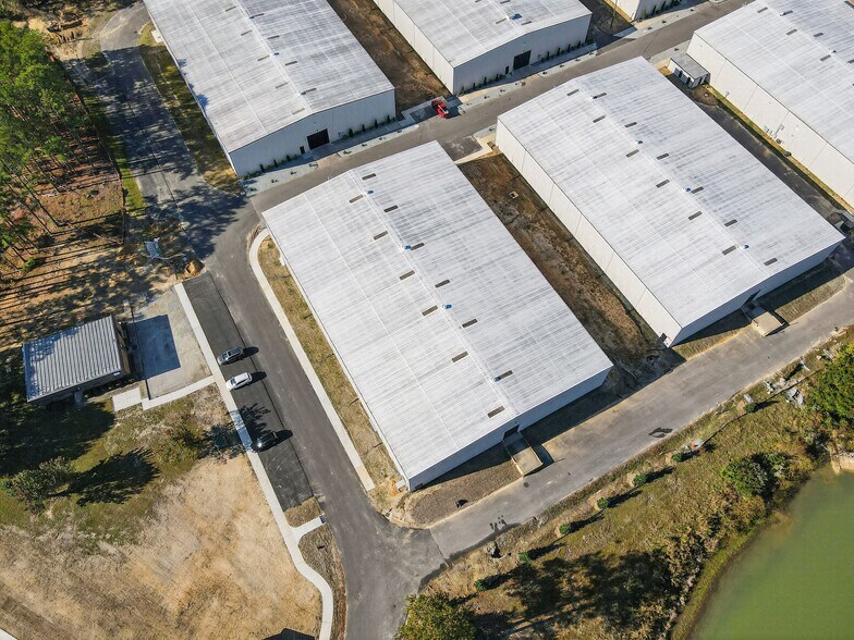 More Photos Of 1001 Bridge St, Fuquay Varina Unknown For Lease