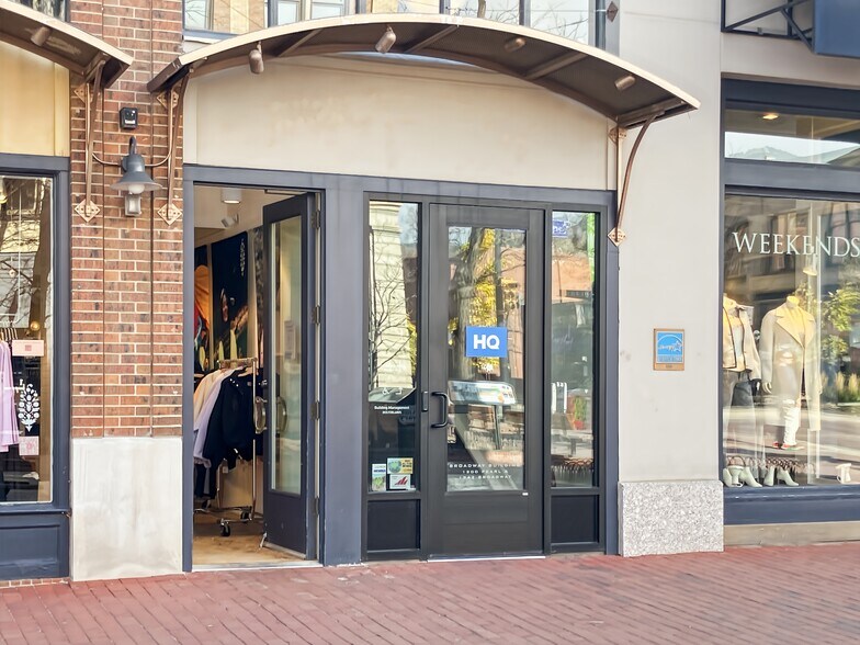 More Photos Of 1200 Pearl St, Boulder Coworking Space