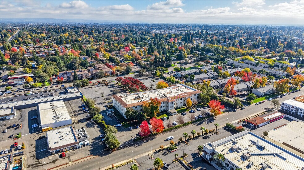 More Photos Of 6060 Sunrise Vista Dr, Citrus Heights Office For Sale