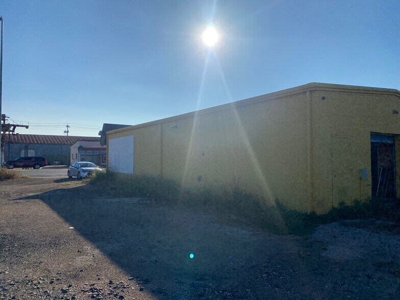 More Photos Of 357 W Austin St, Giddings General Retail For Sale