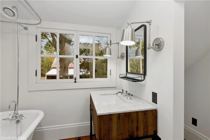 More Photos Of 39070 E Highway 41, Nelson Specialty For Sale