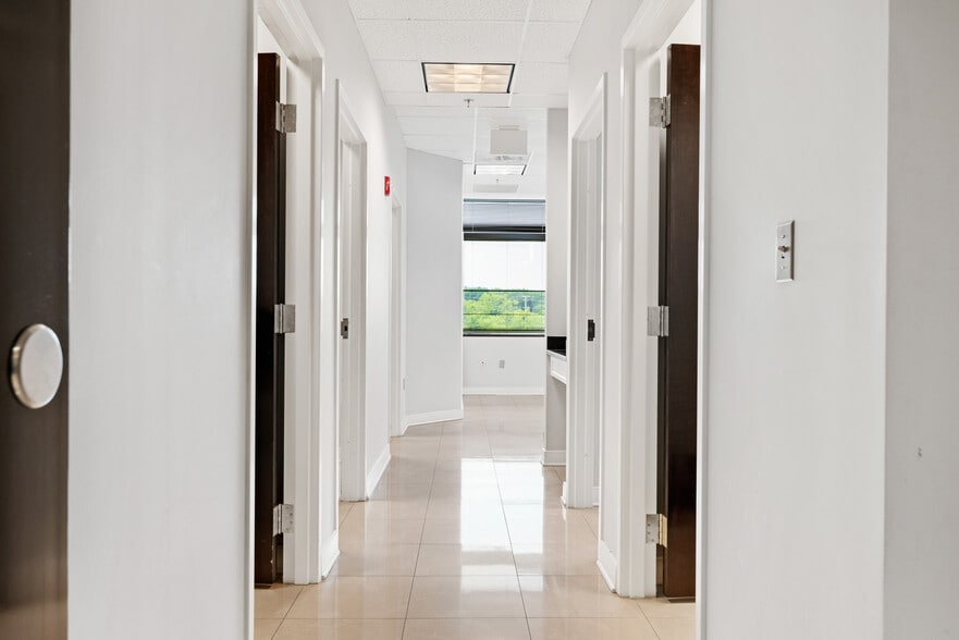 More Photos Of 12200 Annapolis Rd, Glenn Dale Medical For Sale