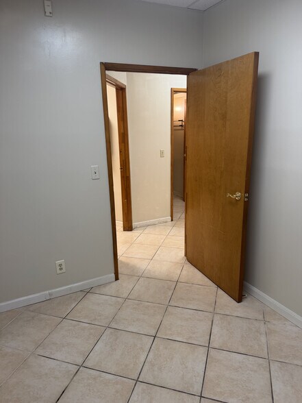 More Photos Of 2360 Mckee Rd, San Jose Medical For Sale