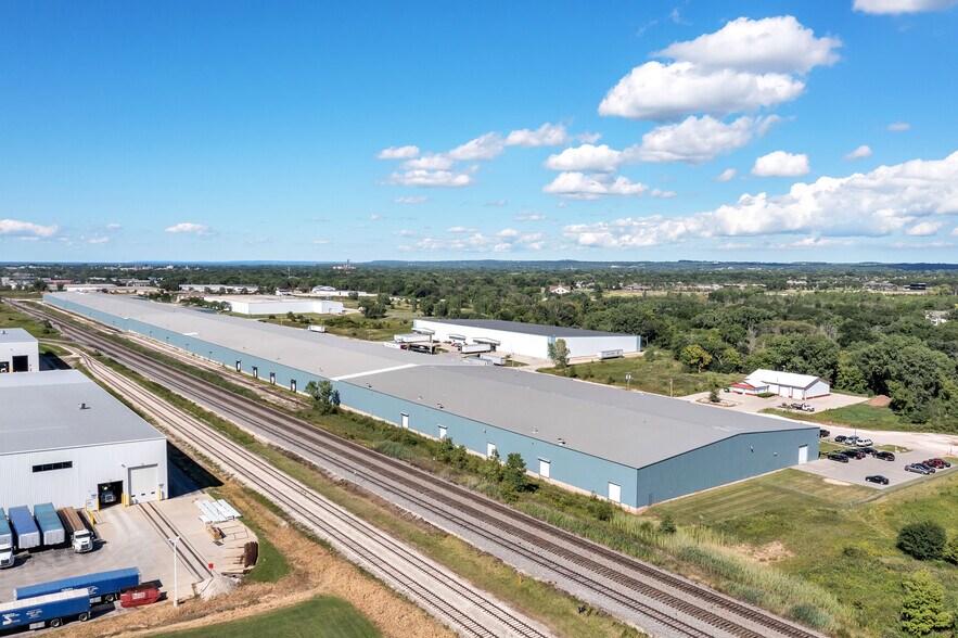 More Photos Of 122-342 Kohlman Rd, Fond Du Lac Industrial For Sale