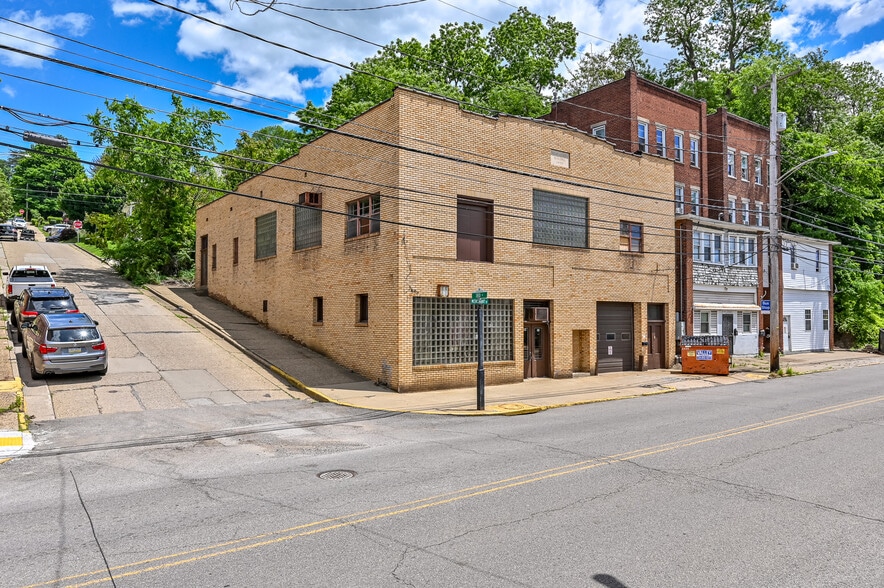 More Photos Of 242 Merchant St, Ambridge Industrial For Sale