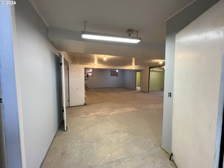 More Photos Of 1839 3rd St, Baker City Religious Facility For Sale