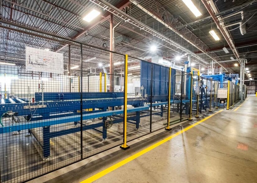 More Photos Of 679 Aldford Ave, Delta Manufacturing For Lease