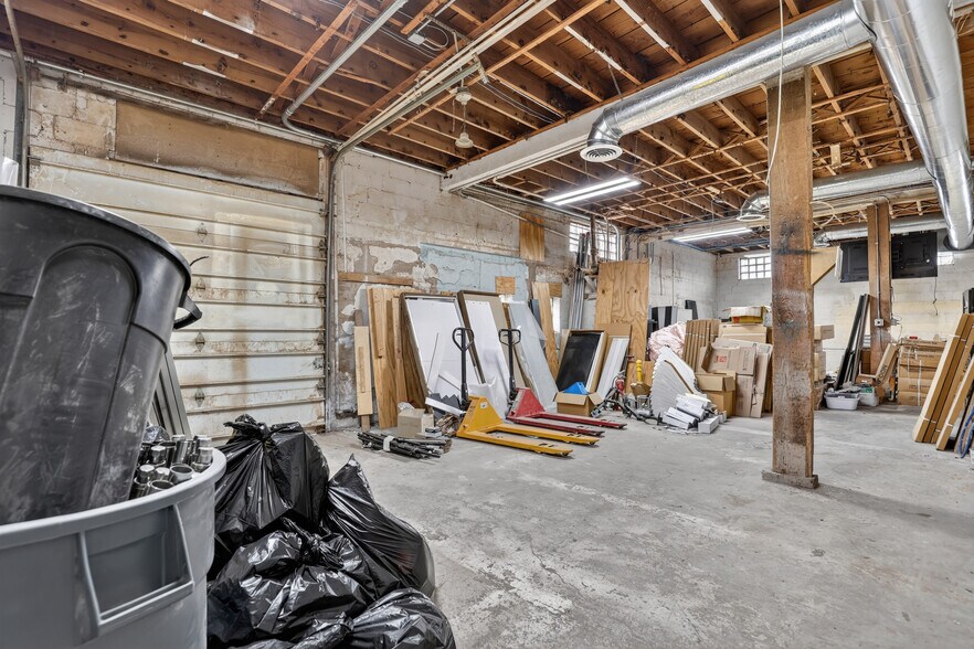 More Photos Of 2412-2414 N Robinson Ave, Oklahoma City Storefront Retail Office For Lease