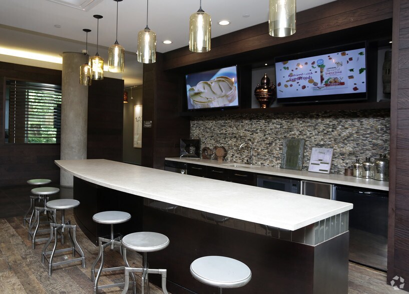 More Photos Of 1201 W Mt. Royal Ave, Baltimore Apartments For Lease