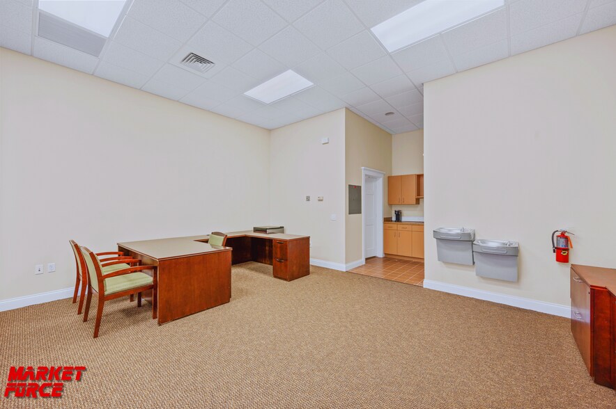 More Photos Of 900 State Route 16, Saint Augustine Bank For Lease