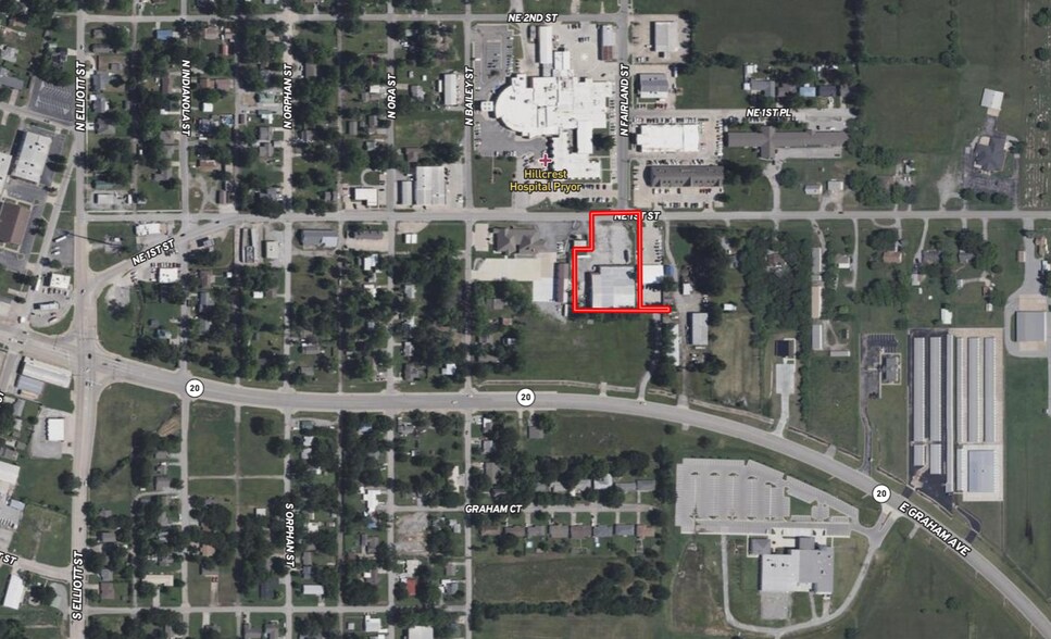 More Photos Of 1220 NE 1st St, Pryor Service For Sale