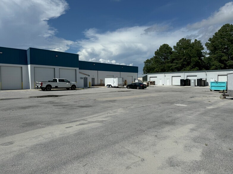 More Photos Of 115 Broadhurst Rd, Jacksonville Warehouse For Lease