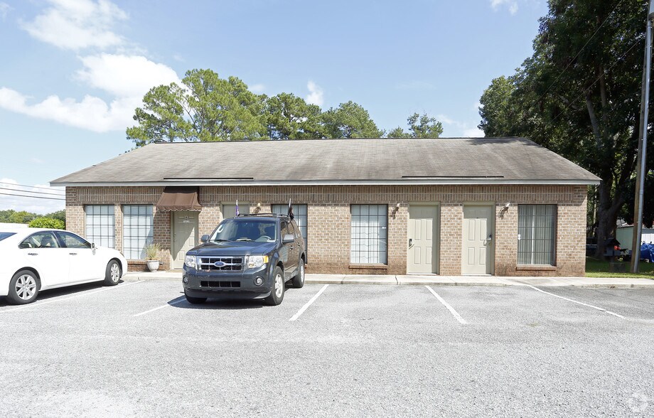 More Photos Of 2708 E 10th St, Greenville Office For Sale