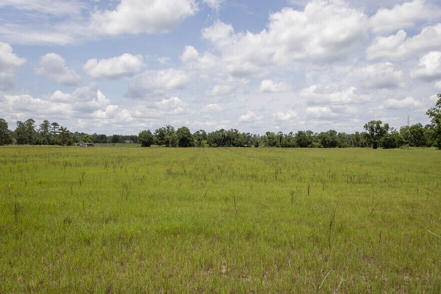 More Photos Of 000 US Highway 90, Live Oak Land For Sale