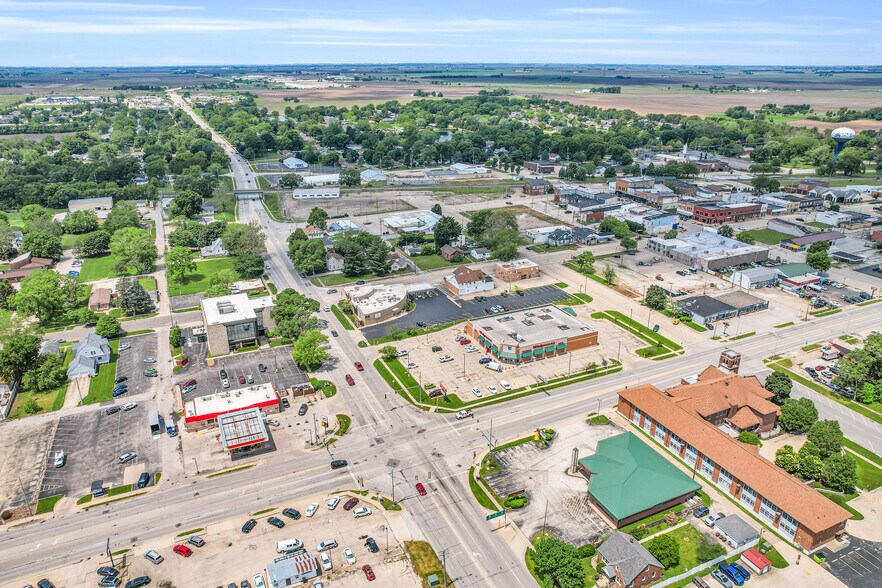 More Photos Of 301 E Champaign Ave, Rantoul Freestanding For Lease