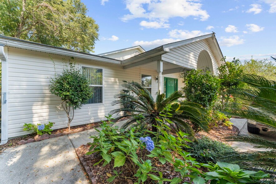 More Photos Of 4326 Leslie St, North Charleston Assisted Living For Sale