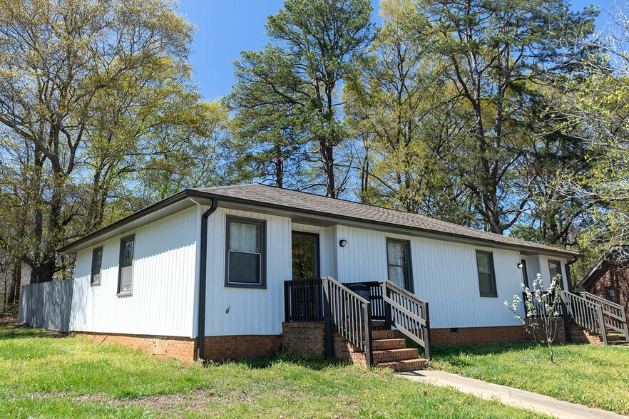 More Photos Of 1114 N Franklin Rd, Greenville Apartments For Sale
