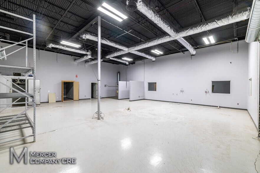 More Photos Of 3300 N Santa Fe Ave, Oklahoma City Warehouse For Sale