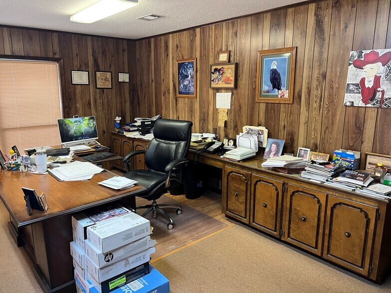 More Photos Of 409 3rd St, Kentwood Office Residential For Sale