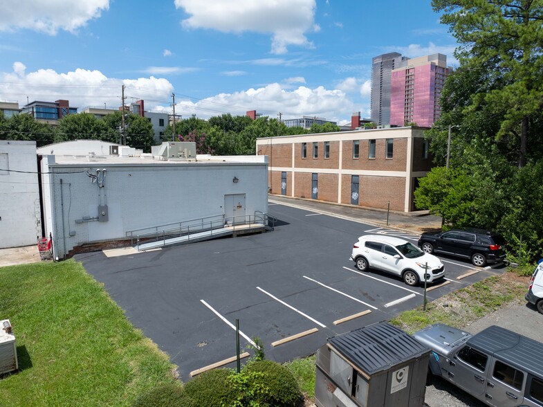 More Photos Of 1431 South Blvd, Charlotte Unknown For Lease