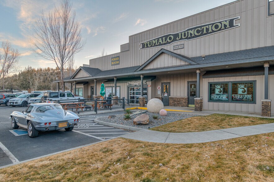 More Photos Of 64670 Strickler Ave, Bend Storefront For Sale