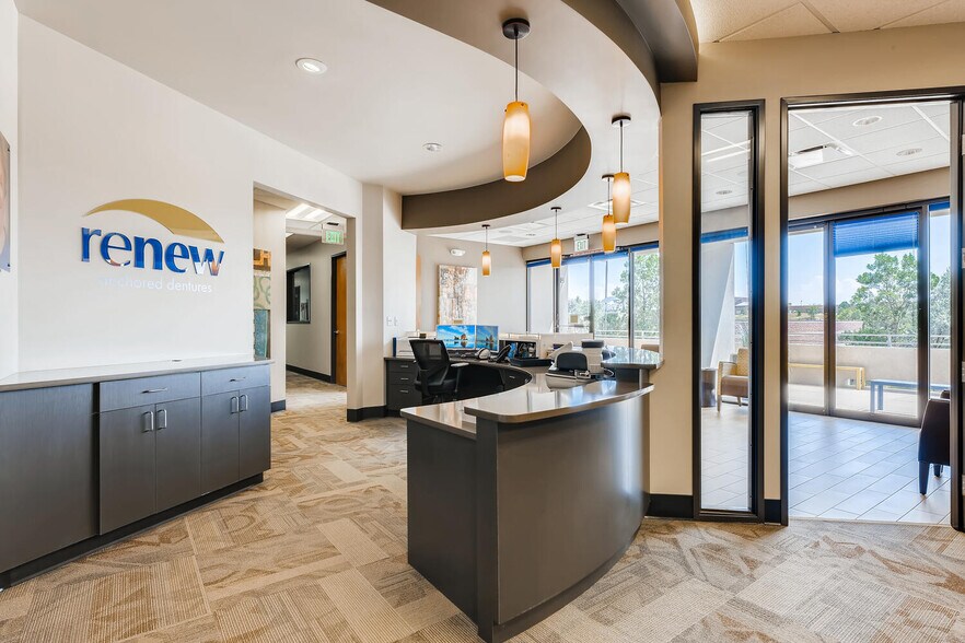 More Photos Of 7070 S Tucson Way, Englewood Flex For Lease