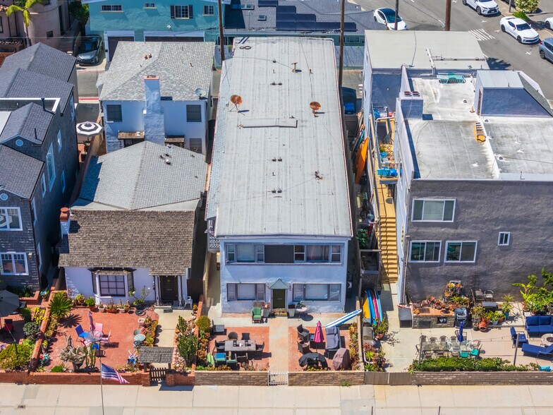 More Photos Of 71 19th St, Hermosa Beach Apartments For Sale