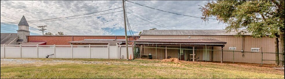 More Photos Of 116 Massey St, Fort Mill Flex For Sale