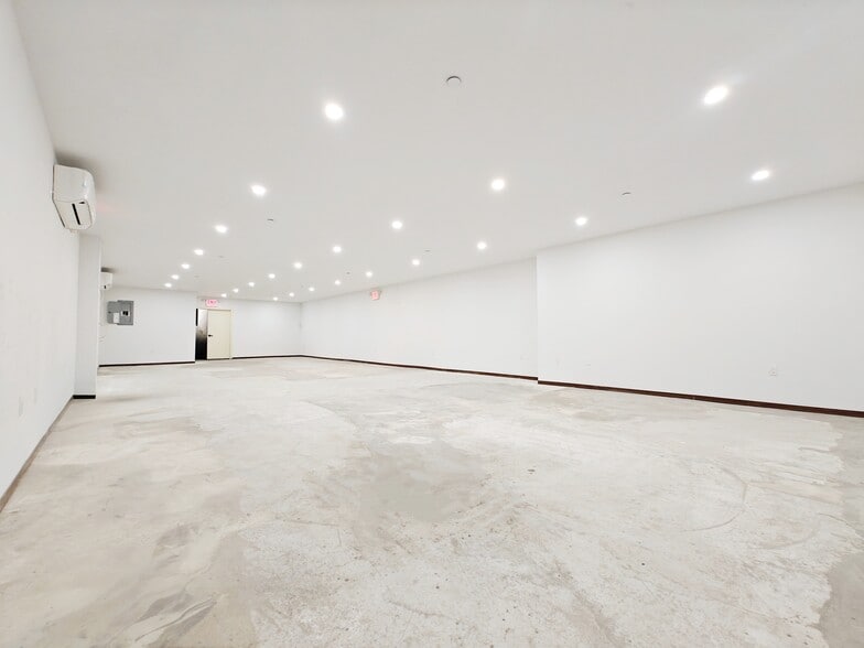 More Photos Of 1546 Broadway, Brooklyn Apartments For Sale