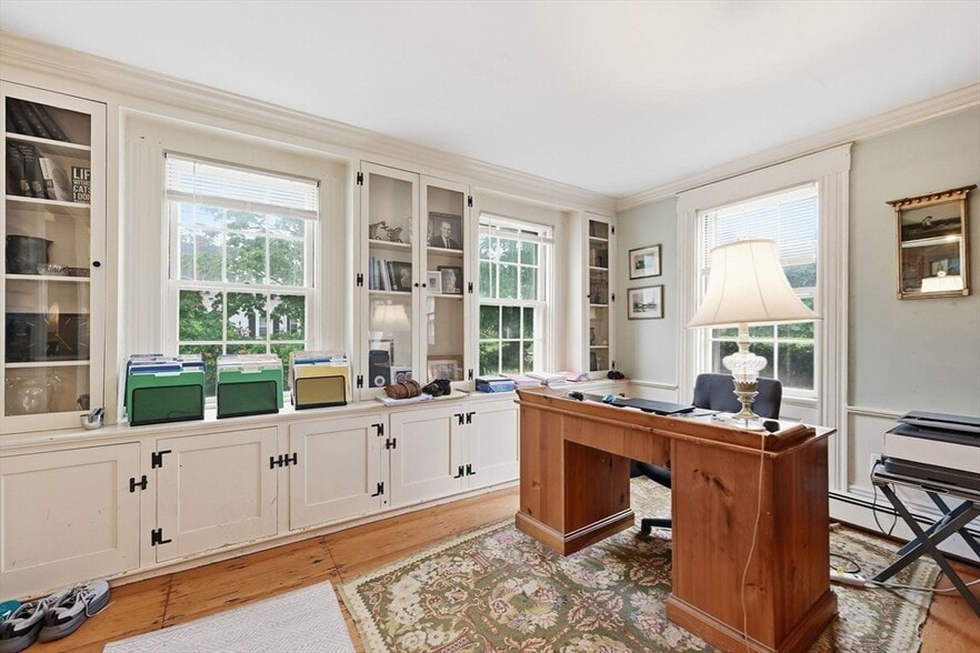 More Photos Of 53 School St, Hyannis Apartments For Sale