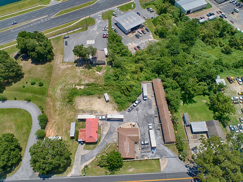 More Photos Of 611 N Dixie Ave, Fruitland Park Self Storage For Sale