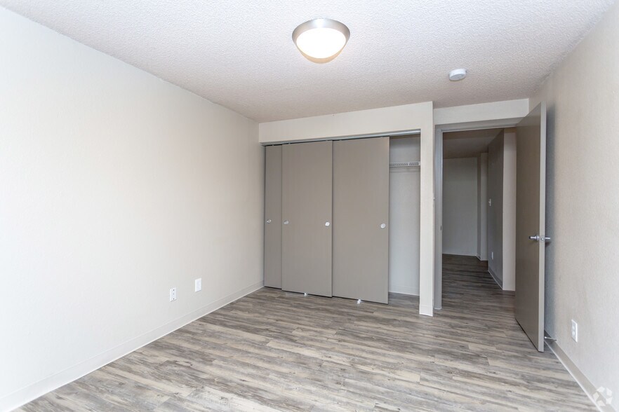 More Photos Of 1150 S Birch St, Denver Apartments For Sale