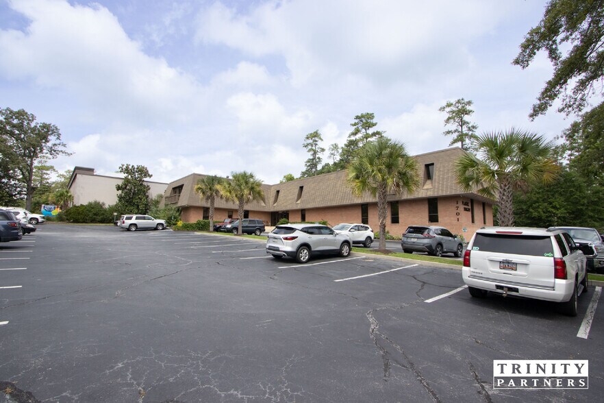 More Photos Of 1701 St. Julian Pl, Columbia Medical For Lease