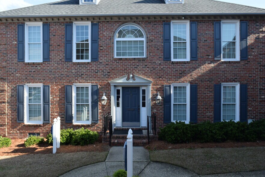 More Photos Of 596 Executive Pl, Fayetteville Office For Sale