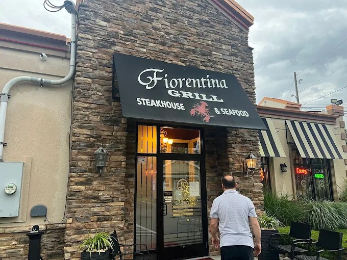 More Photos Of 1106 Trexlertown Rd, Breinigsville Restaurant For Sale