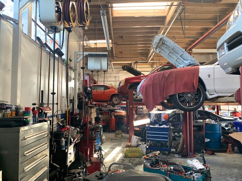 More Photos Of 550 San Pablo Ave, Pinole Auto Repair For Sale