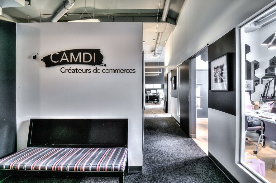 More Photos Of 272-278 Rue Sainte-Catherine E, Montréal Storefront Retail Office For Sale